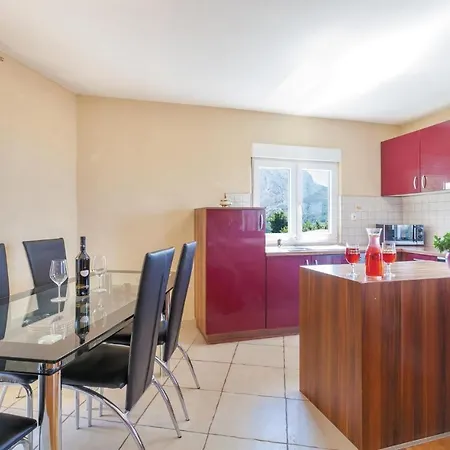 Amazing In With Wifi Apartment
